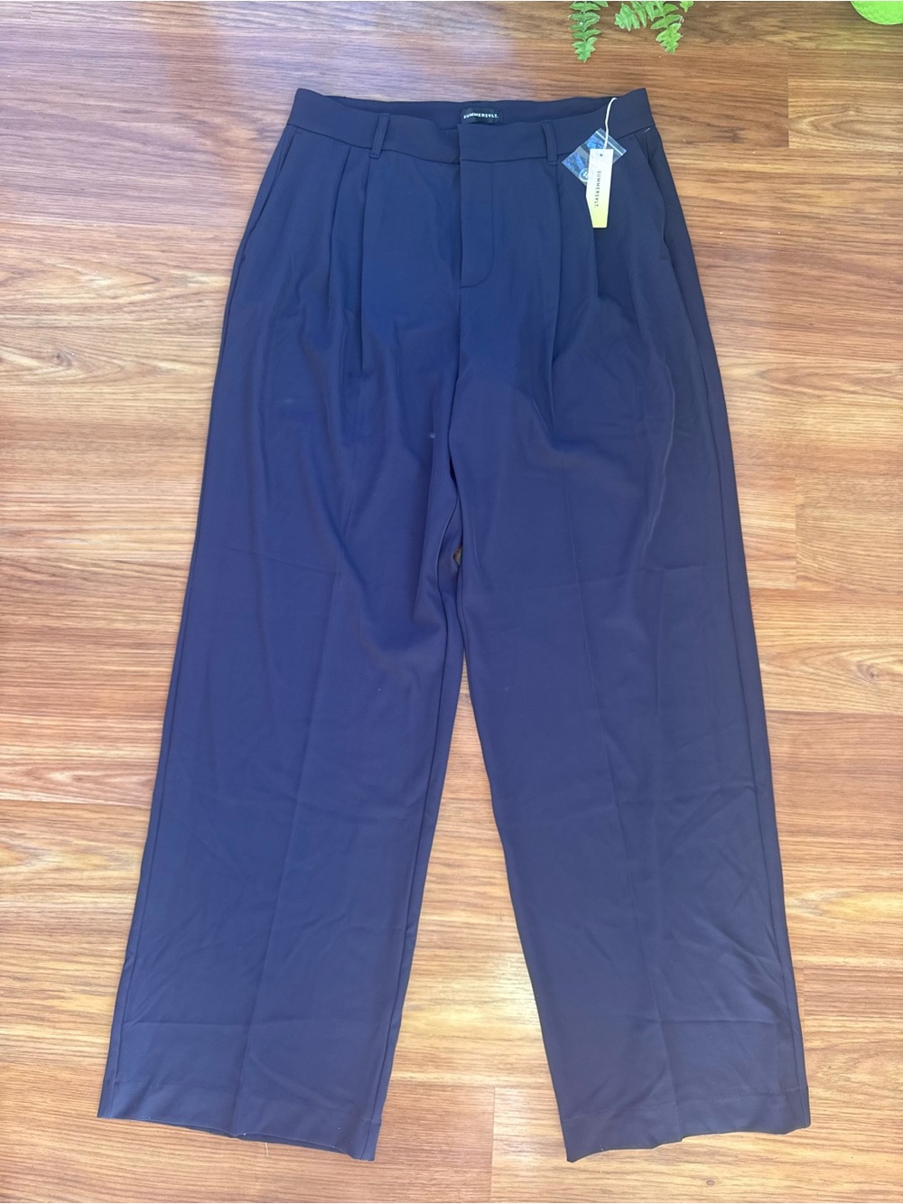 NWT Summersalt “The Classic Pleated Trouser” Navy Wide-Leg